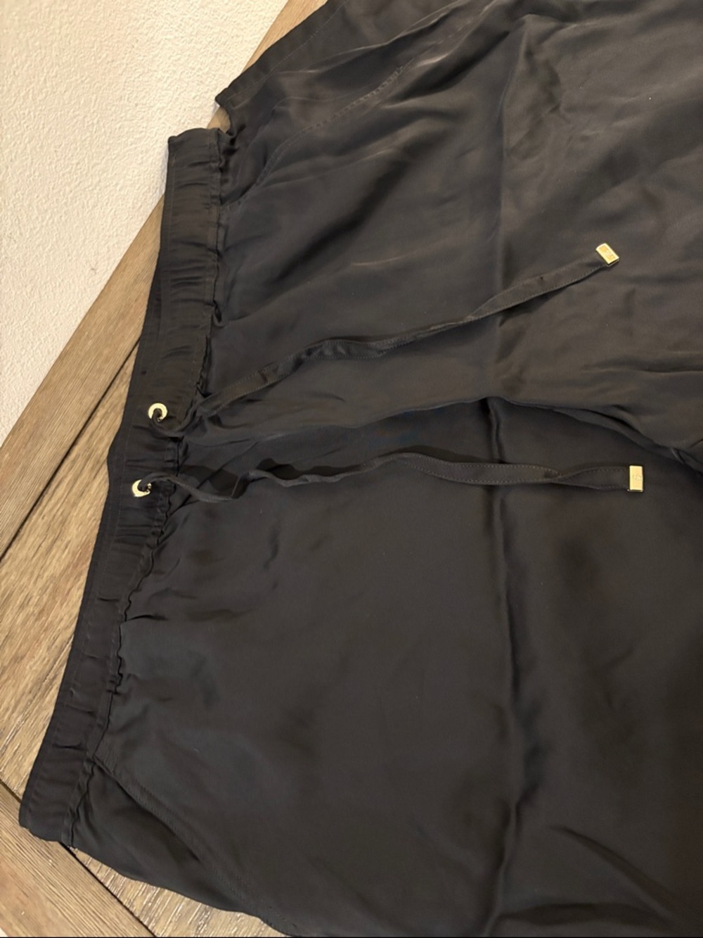 NWT [Tommy Bahama] Black Tencel Satin Drawstring Wide-Leg Pants Women’s XL - Picture 5 of 12